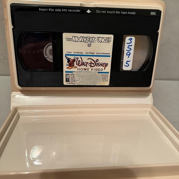 Walt Disney The Monkey's Uncle VHS - Picture 3 of 3
